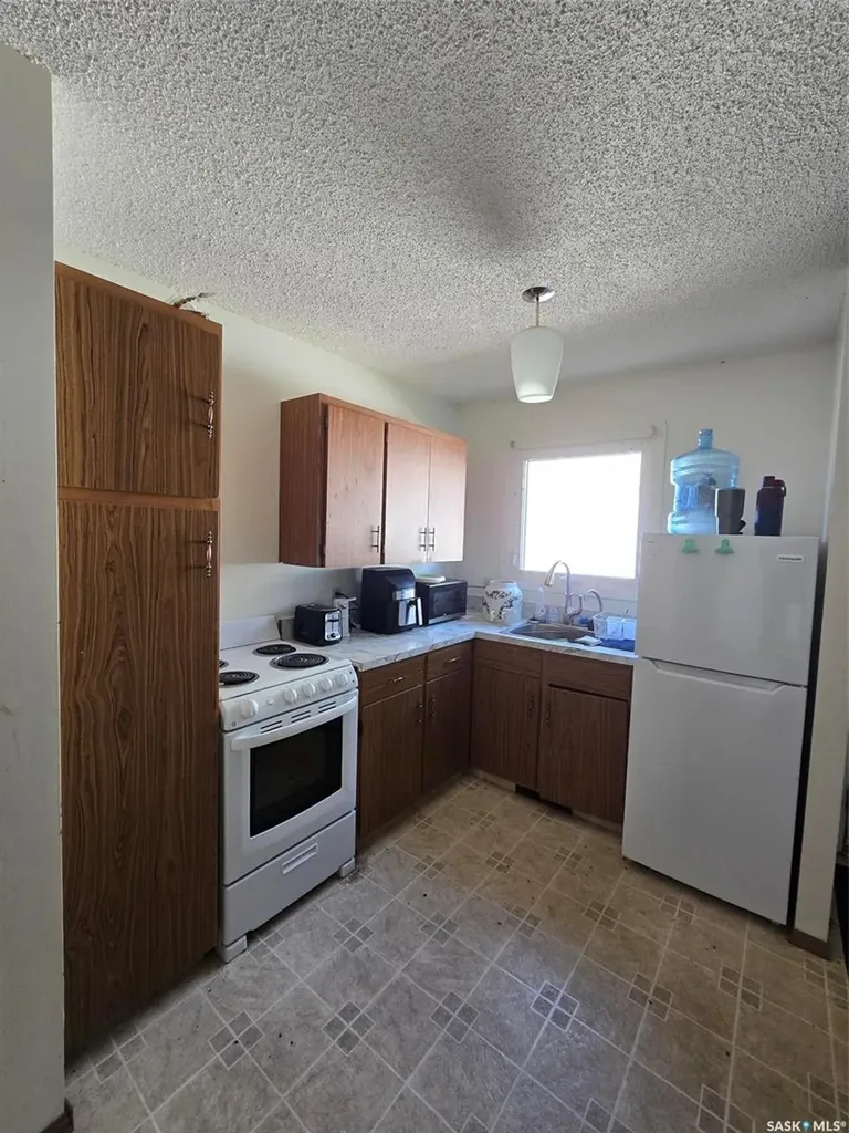 415 Calgary Street Broadview SK S0G 0K0