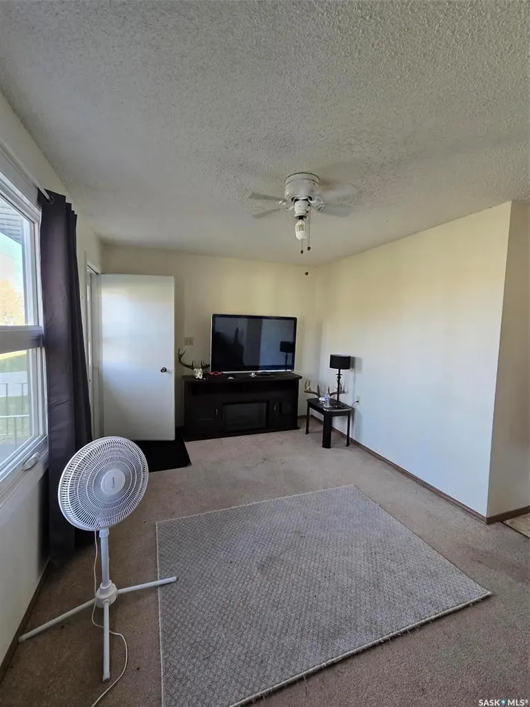 415 Calgary Street Broadview SK S0G 0K0