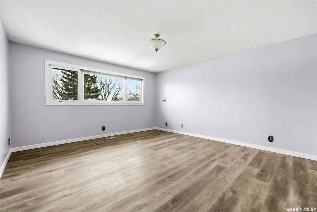 30 Dalhousie Way Regina SK S4V 0A2