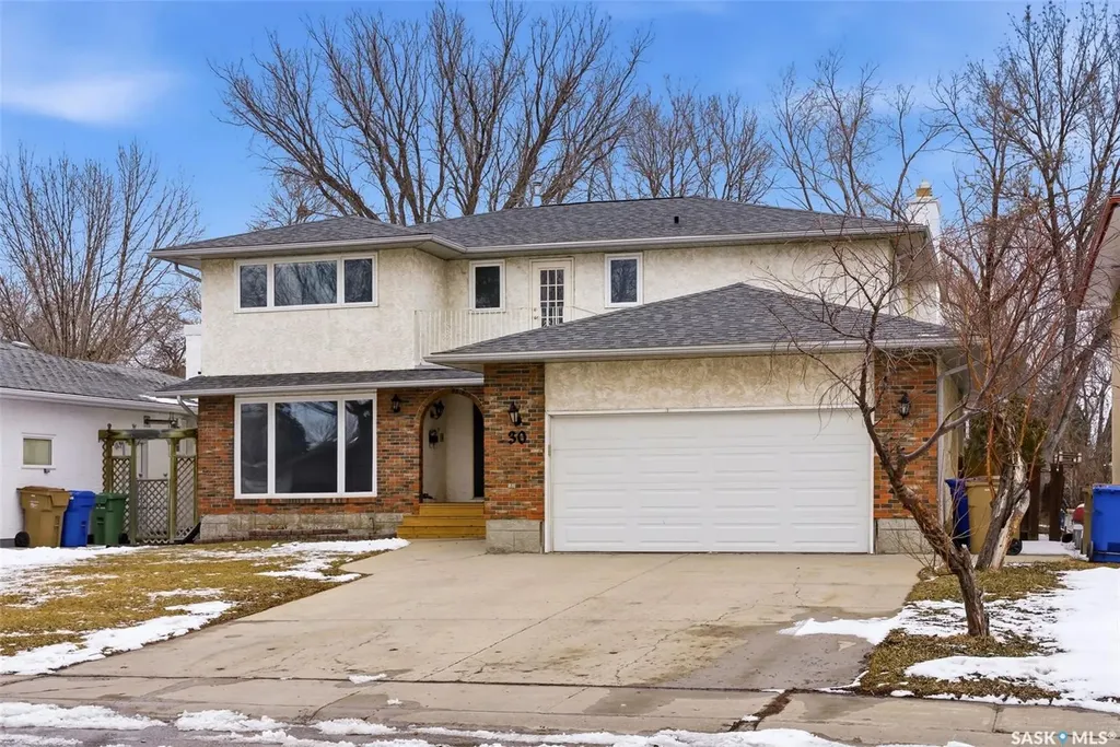 30 Dalhousie Way Regina SK S4V 0A2