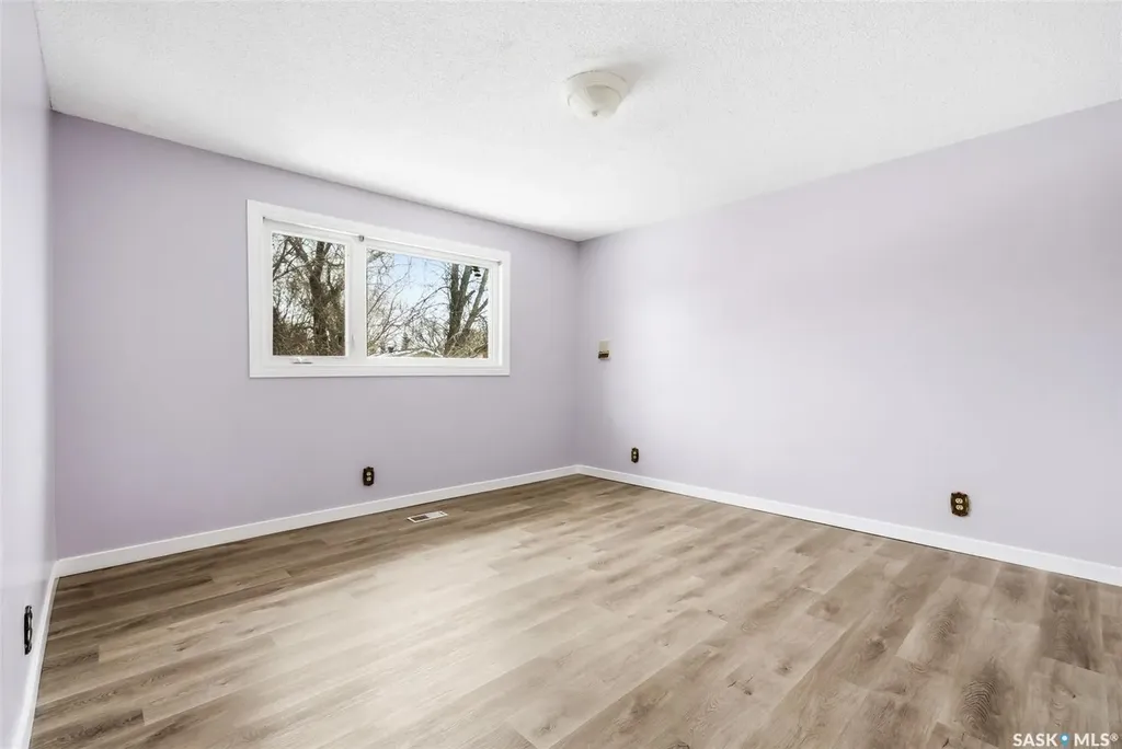 30 Dalhousie Way Regina SK S4V 0A2