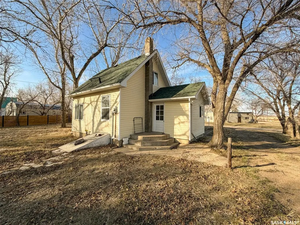 508 4th Street N Val Marie SK S0N 2T0