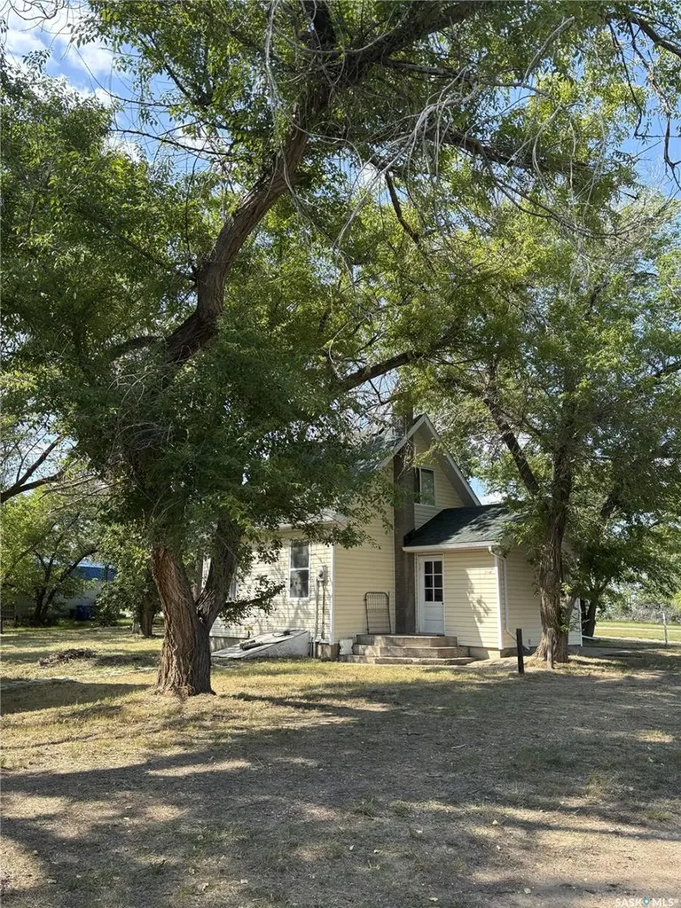 508 4th Street N Val Marie SK S0N 2T0
