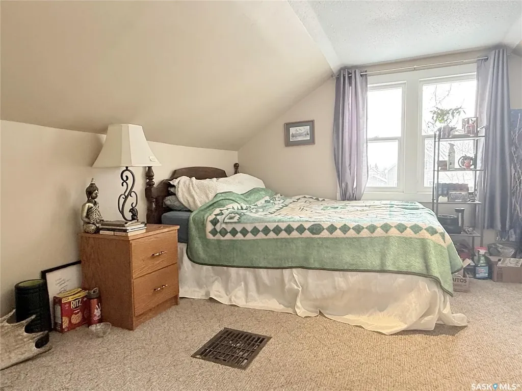 326 5th Avenue W Melville SK S0A 2P0
