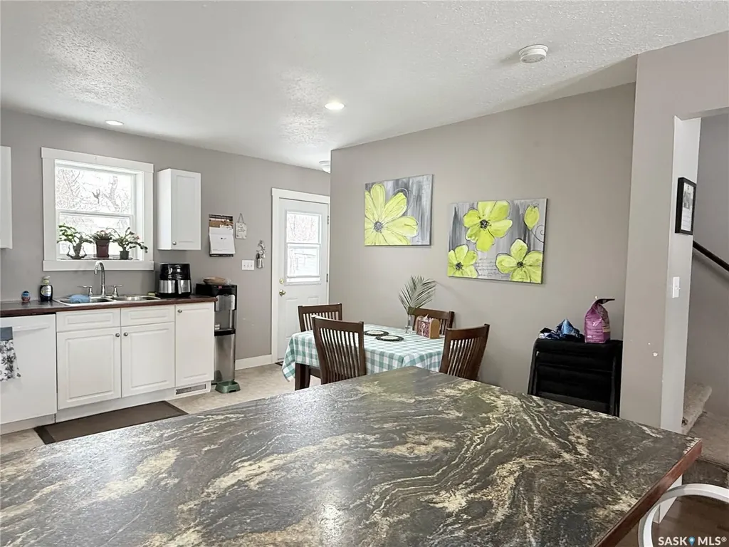 326 5th Avenue W Melville SK S0A 2P0