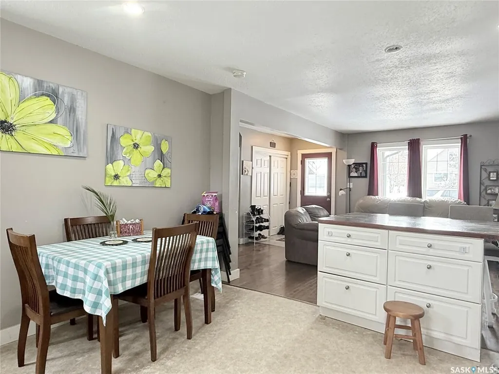 326 5th Avenue W Melville SK S0A 2P0