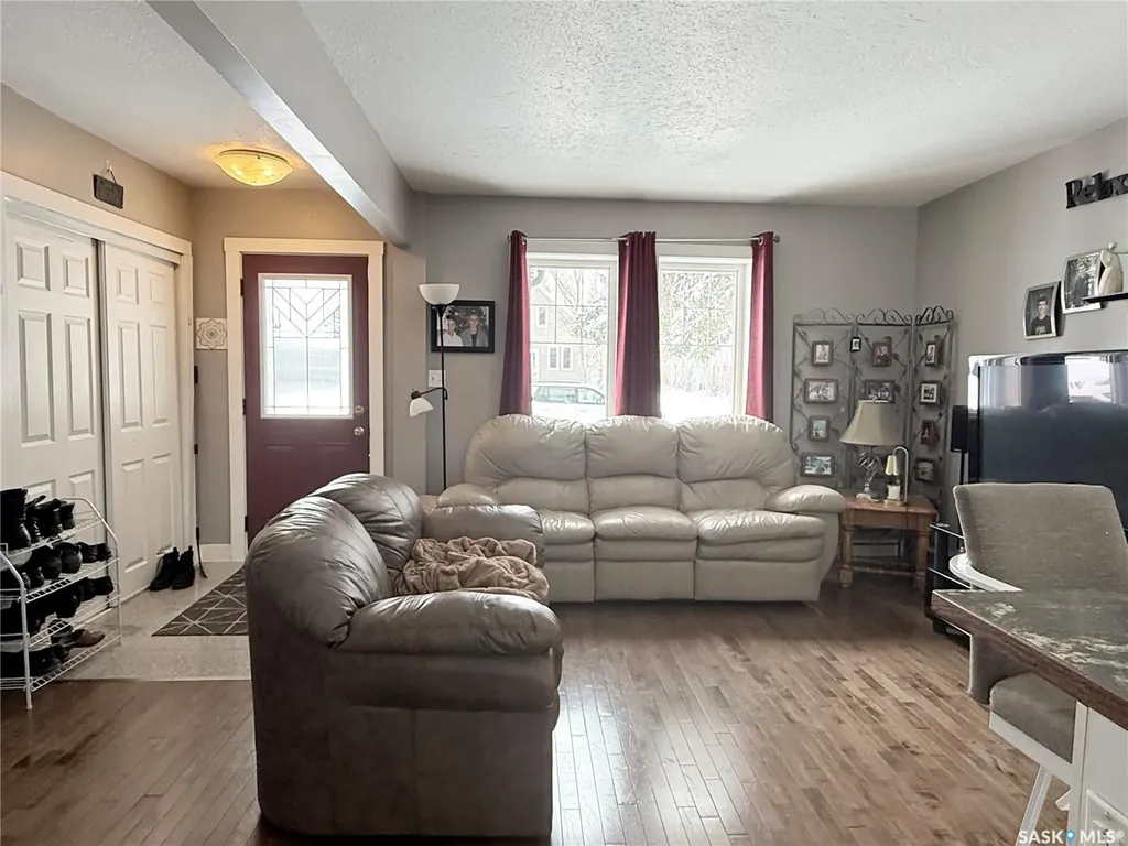 326 5th Avenue W Melville SK S0A 2P0