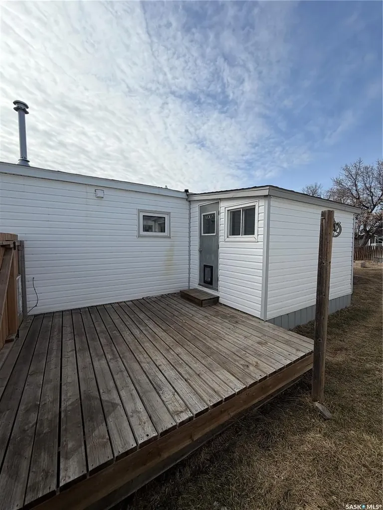 212 Charles Street Stewart Valley SK S0N 2P0