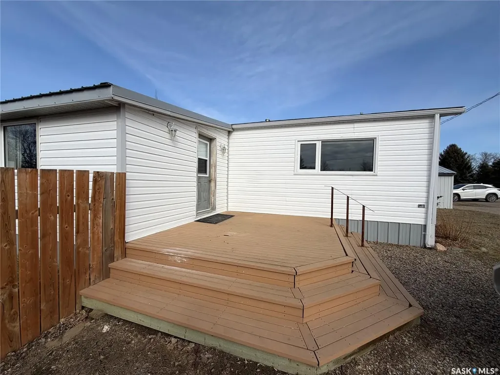 212 Charles Street Stewart Valley SK S0N 2P0