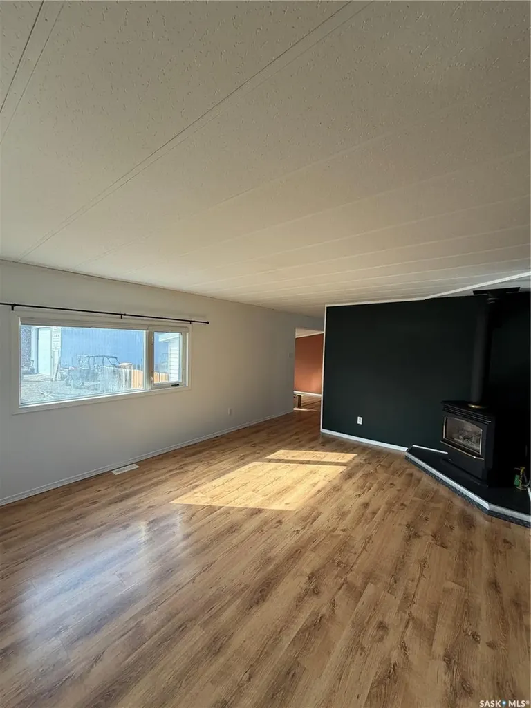 212 Charles Street Stewart Valley SK S0N 2P0