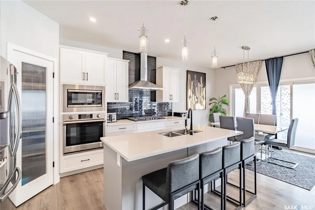 2904 Trombley Street Regina SK S4V 3Y5