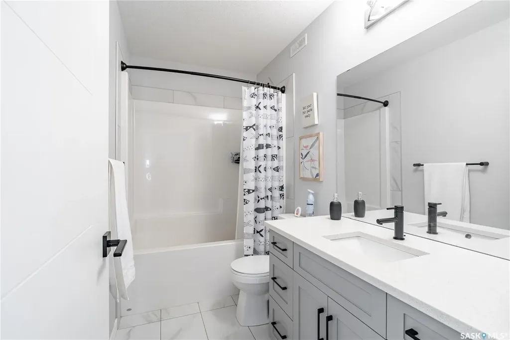 2904 Trombley Street Regina SK S4V 3Y5