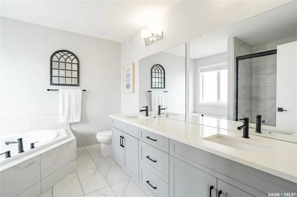 2904 Trombley Street Regina SK S4V 3Y5