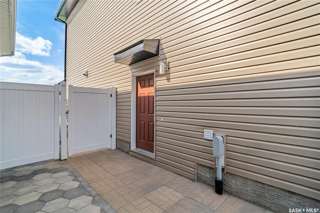 2904 Trombley Street Regina SK S4V 3Y5
