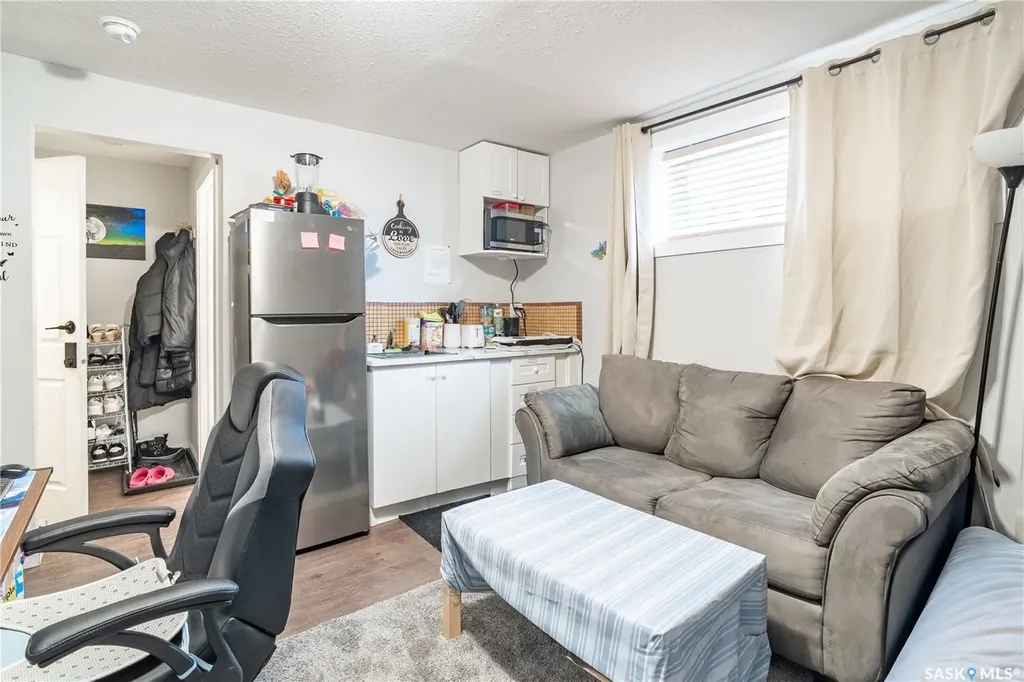 2904 Trombley Street Regina SK S4V 3Y5