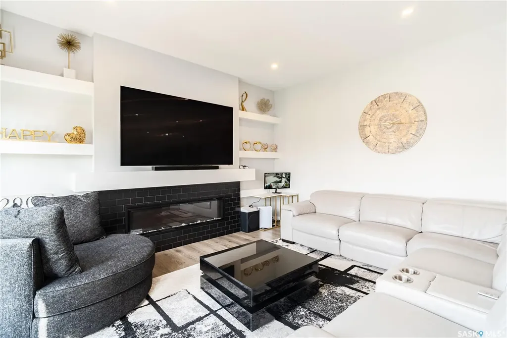 2904 Trombley Street Regina SK S4V 3Y5