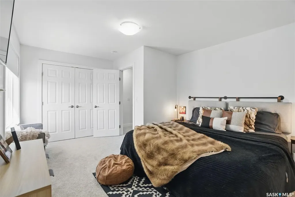 421 L Avenue S Saskatoon SK S7M 5Y6
