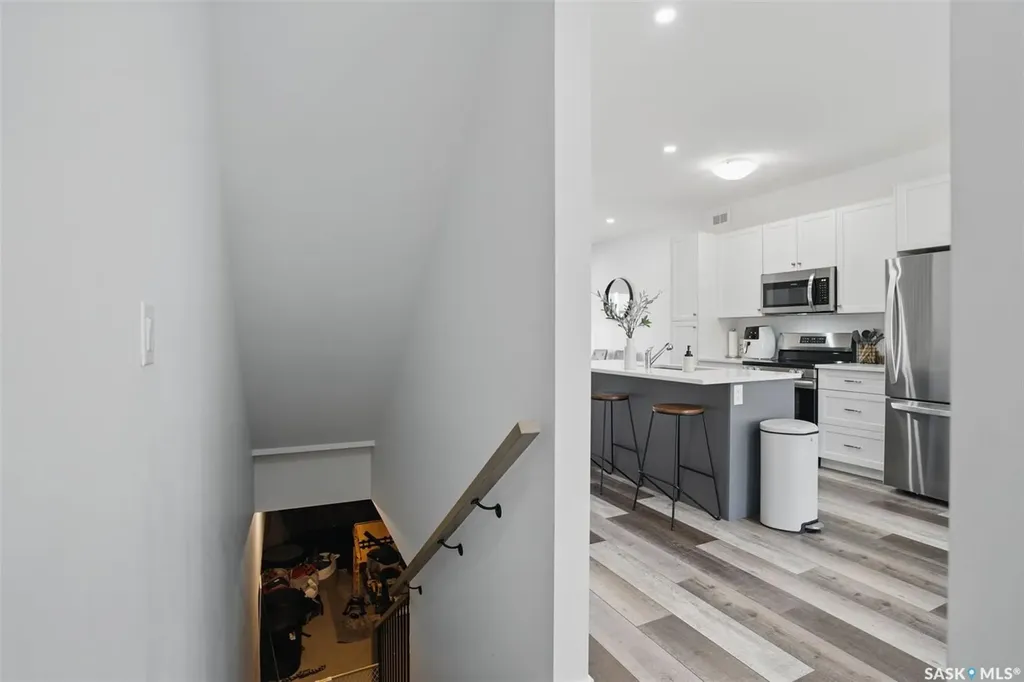 421 L Avenue S Saskatoon SK S7M 5Y6
