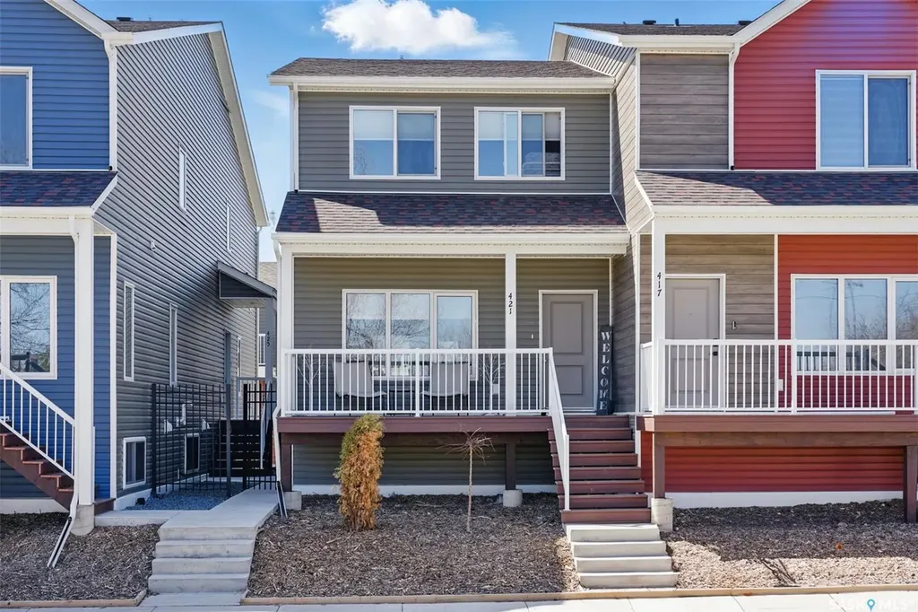421 L Avenue S Saskatoon SK S7M 5Y6
