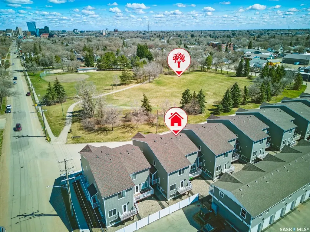 421 L Avenue S Saskatoon SK S7M 5Y6