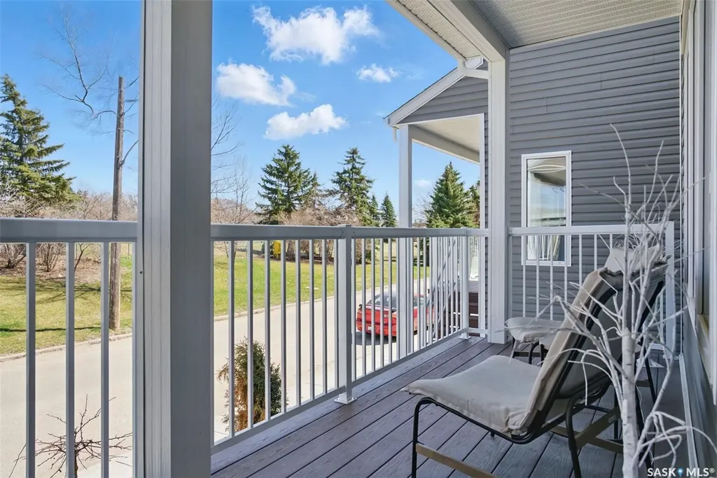 421 L Avenue S Saskatoon SK S7M 5Y6