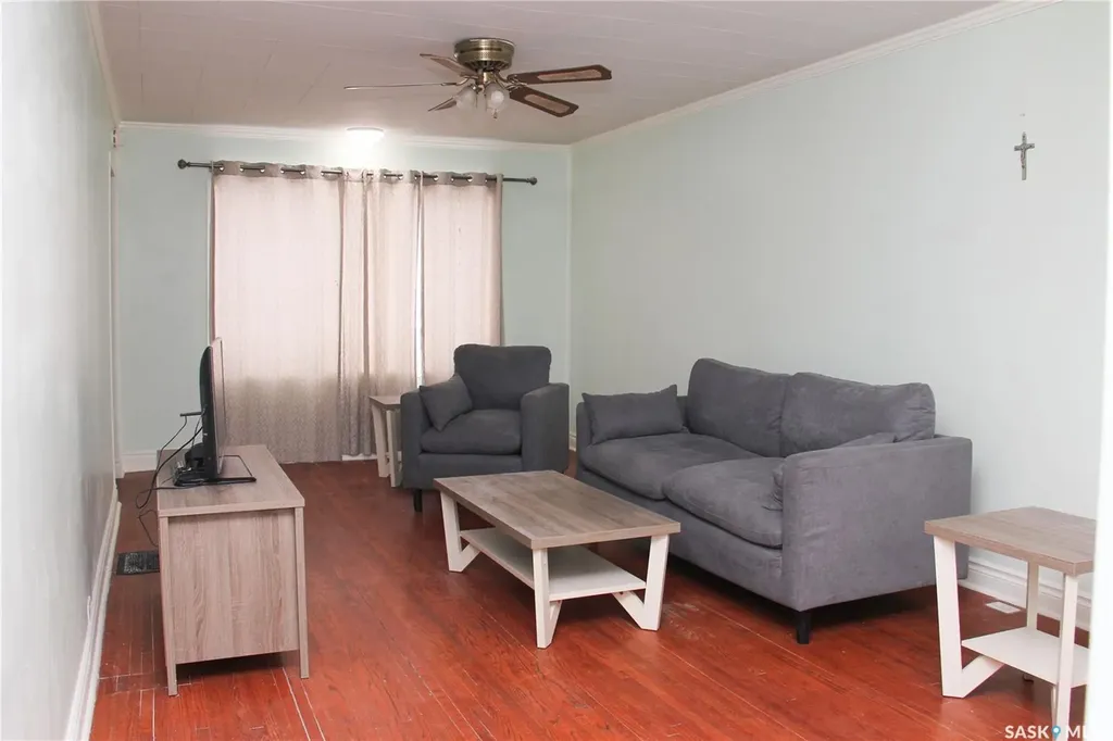 3007 Dewdney Avenue Regina SK S4T 0Y3