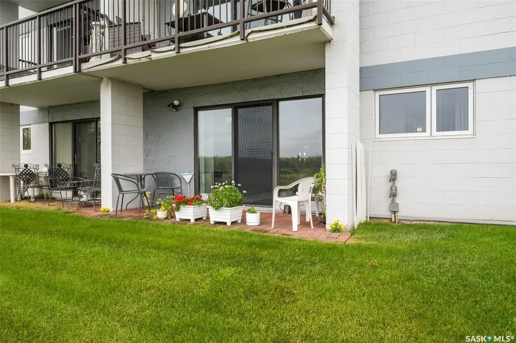 516 River Street E Prince Albert SK S6V 0A6