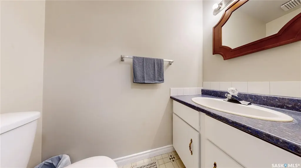 6 Mackenzie Mews Regina SK S4N 5M5