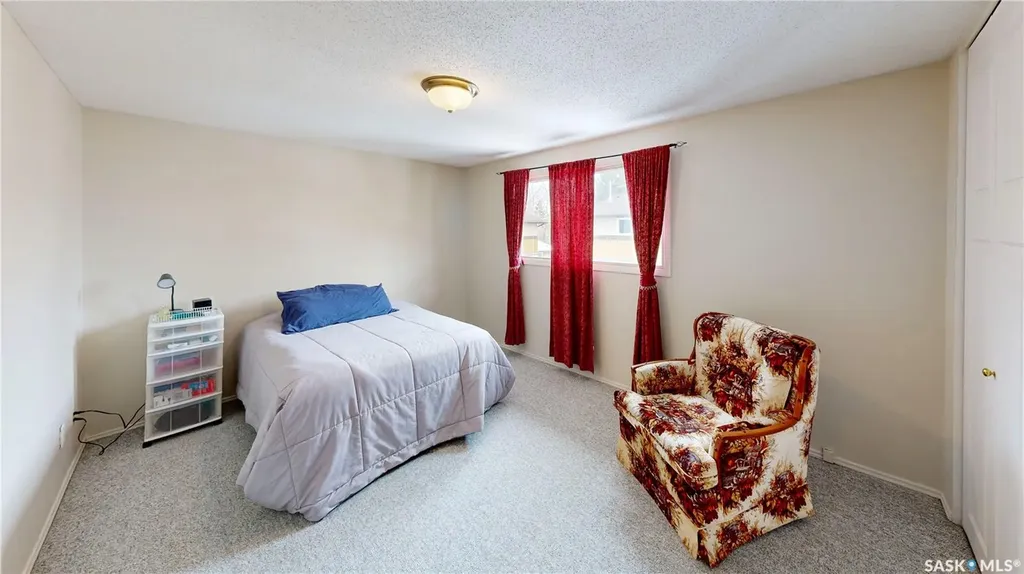 6 Mackenzie Mews Regina SK S4N 5M5