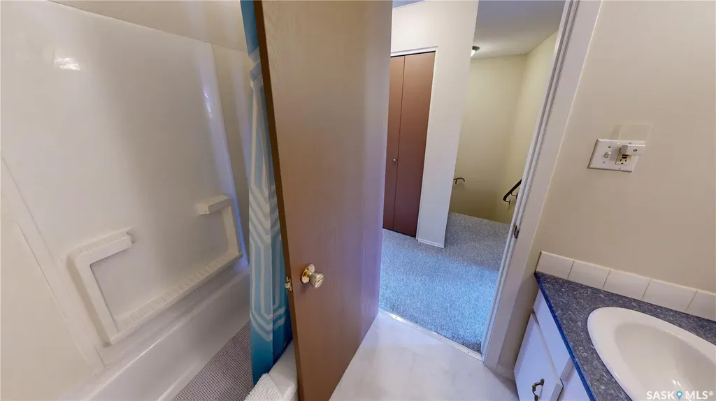 6 Mackenzie Mews Regina SK S4N 5M5