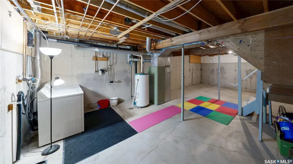 6 Mackenzie Mews Regina SK S4N 5M5