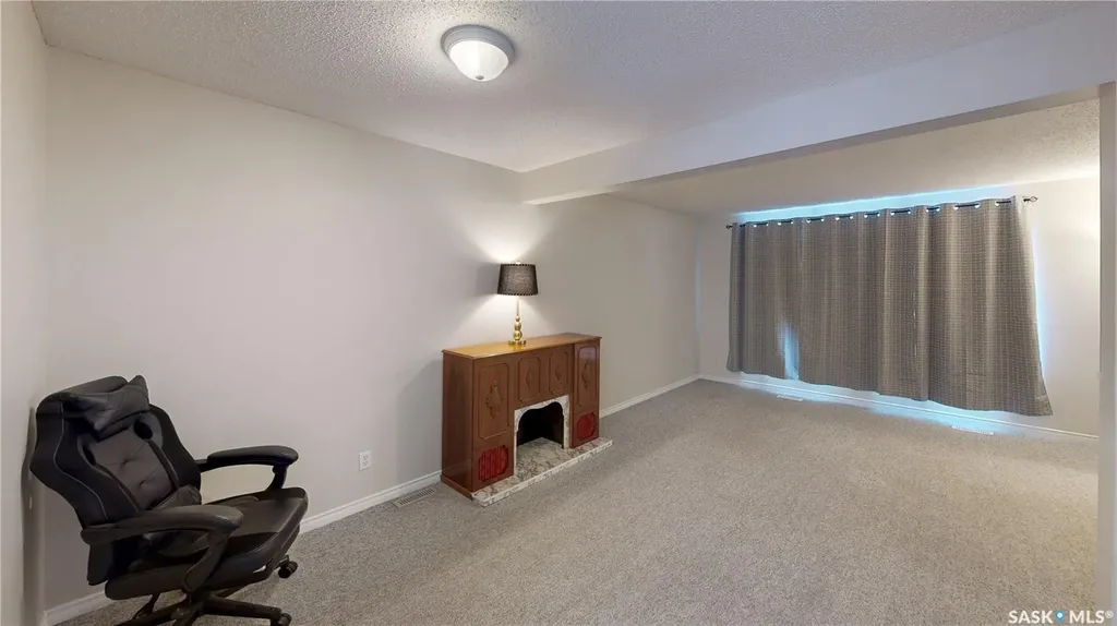 6 Mackenzie Mews Regina SK S4N 5M5
