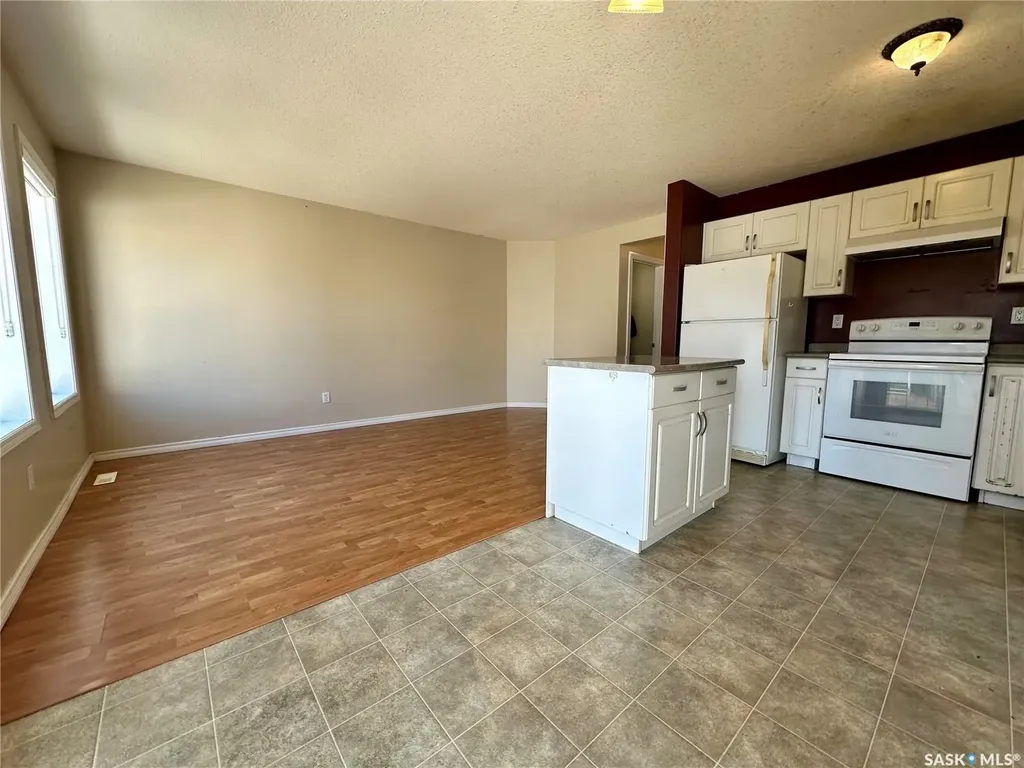 103 Banyan Crescent Saskatoon SK S7V 1G3
