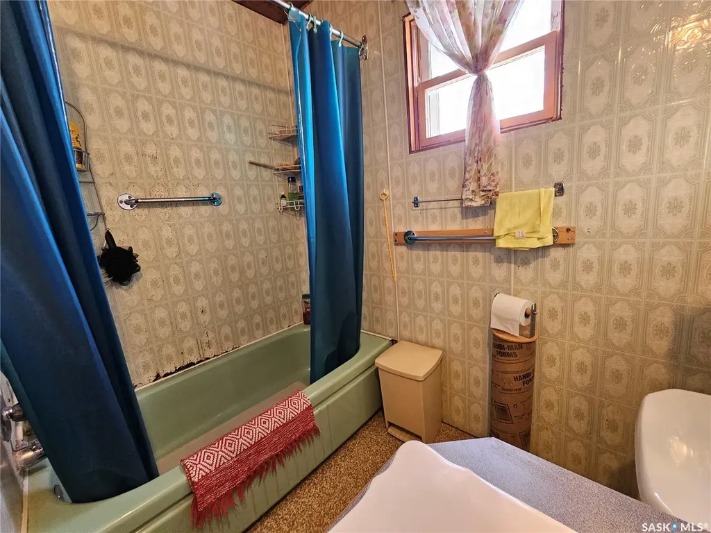 304 7th Avenue SE Swift Current SK S9H 3P7