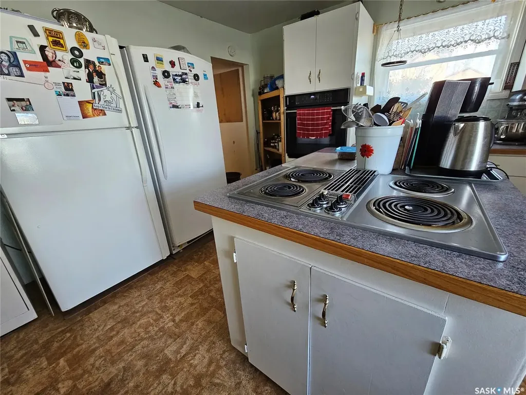 304 7th Avenue SE Swift Current SK S9H 3P7