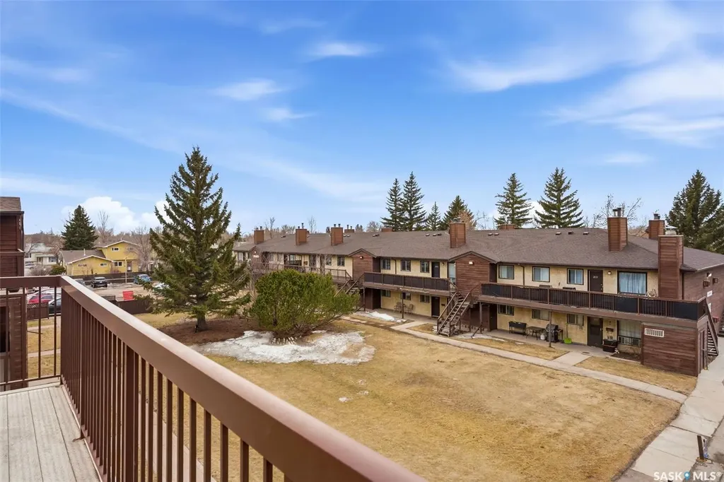 35 Alport Crescent Regina SK S4R 8C6