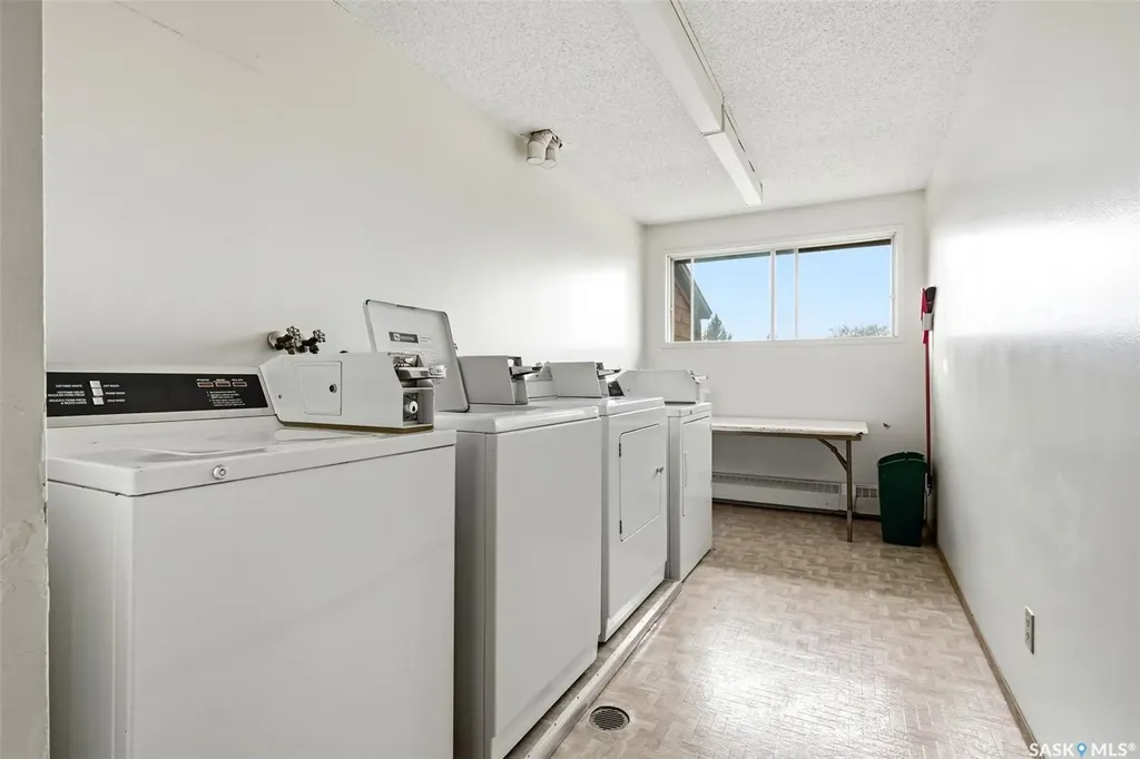 35 Alport Crescent Regina SK S4R 8C6
