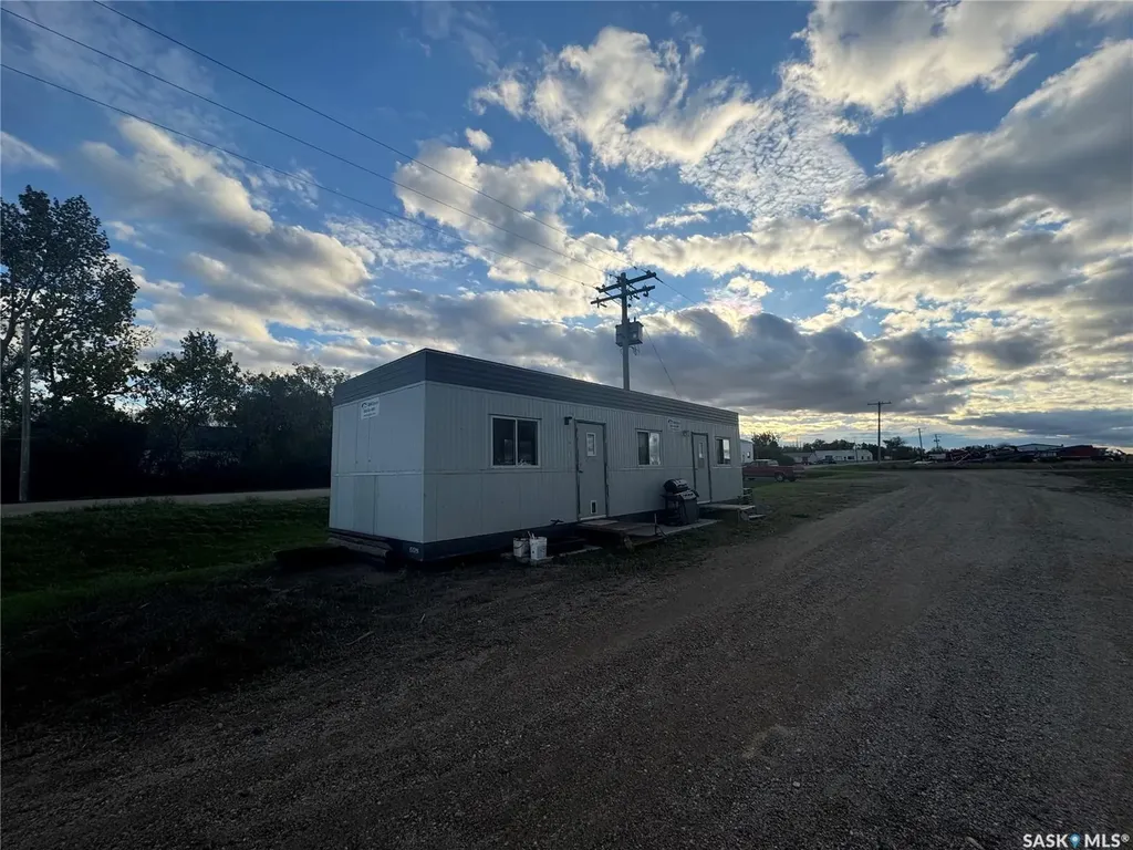 620 Railway Avenue Conquest SK S0L 0L0