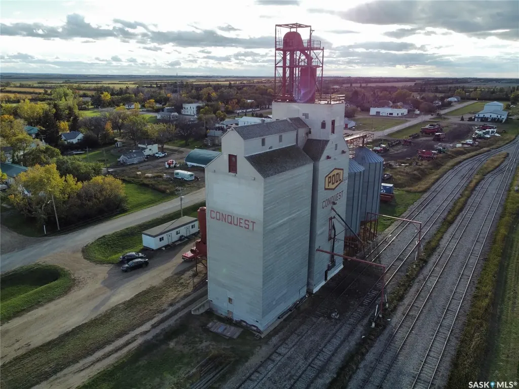 620 Railway Avenue Conquest SK S0L 0L0