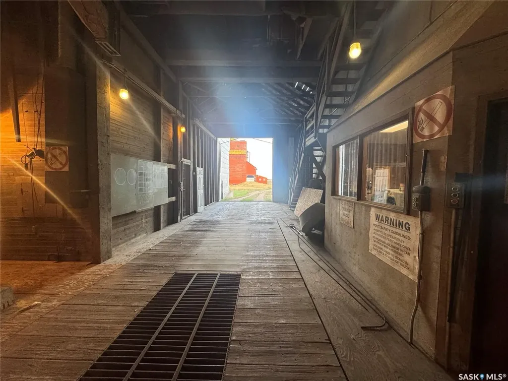 620 Railway Avenue Conquest SK S0L 0L0