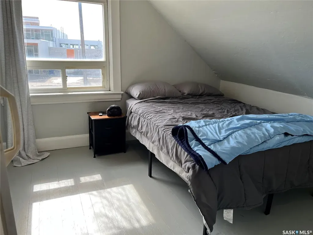 219 1st Avenue Gravelbourg SK S0H 1X0