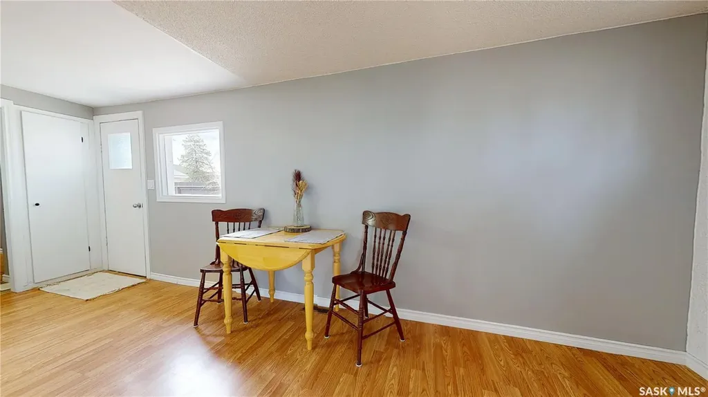 506 Walsh Street Maple Creek SK S0N 1N0