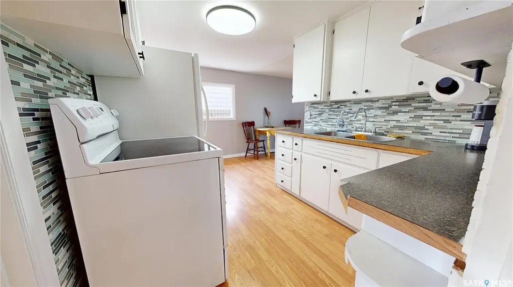 506 Walsh Street Maple Creek SK S0N 1N0