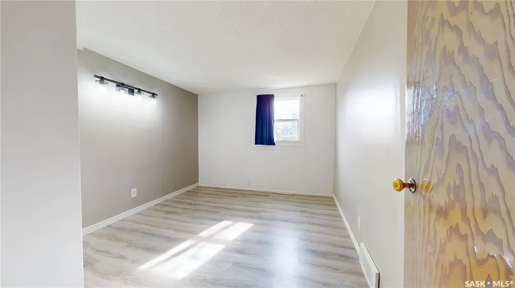 506 Walsh Street Maple Creek SK S0N 1N0
