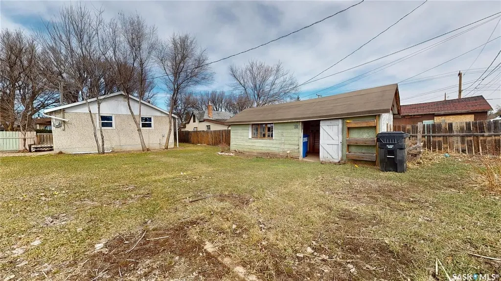 506 Walsh Street Maple Creek SK S0N 1N0