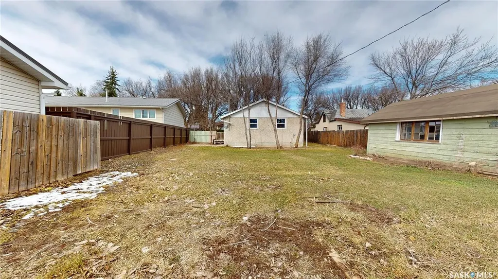 506 Walsh Street Maple Creek SK S0N 1N0