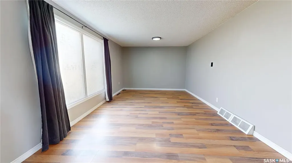 506 Walsh Street Maple Creek SK S0N 1N0