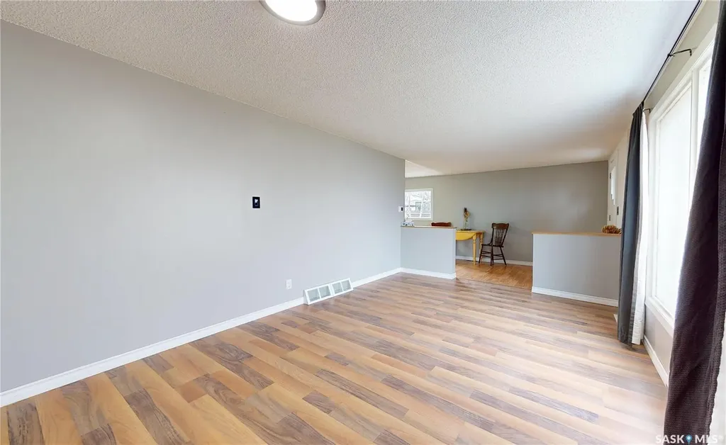 506 Walsh Street Maple Creek SK S0N 1N0