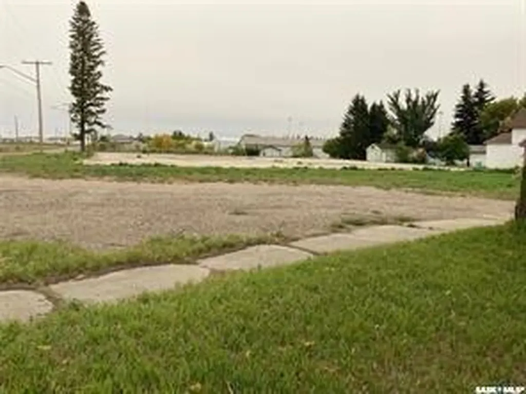 8 South Front Street Yorkton SK S3N 1L1