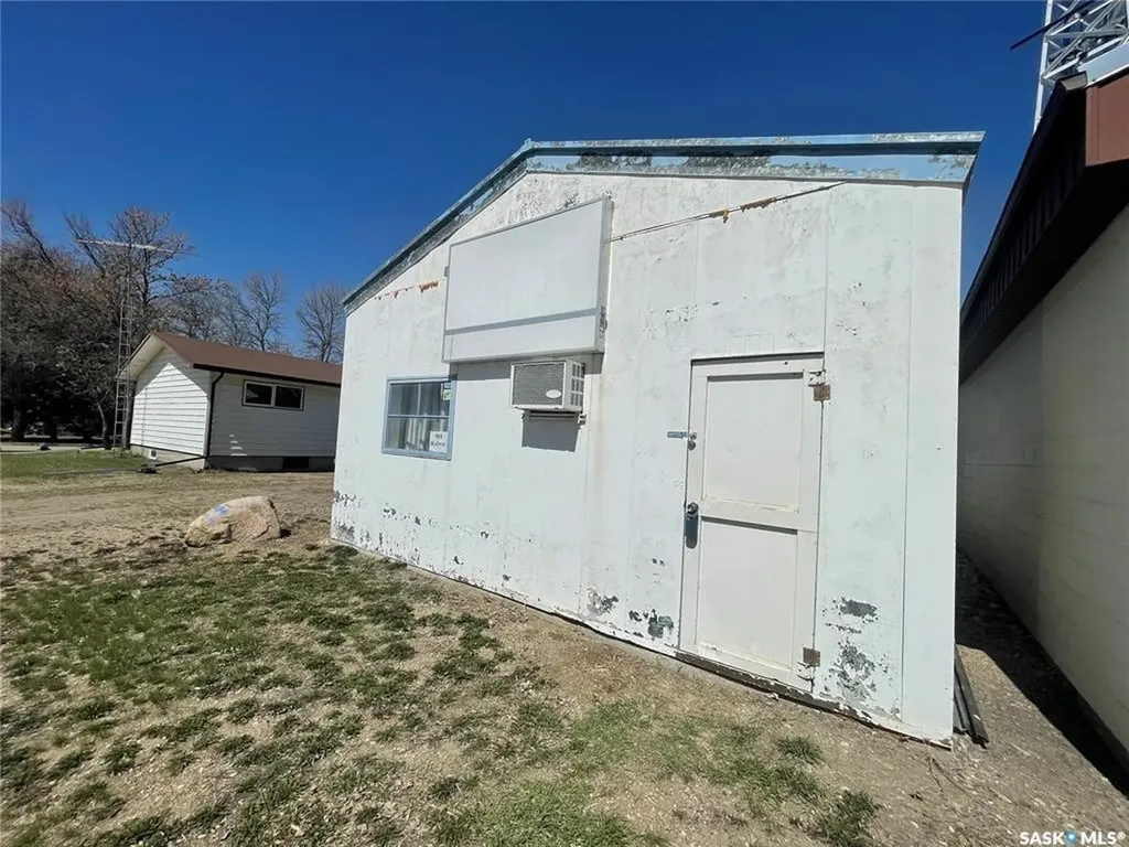 904 Railway Avenue Cupar SK S0G 0Y0